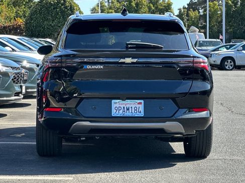 Used 2024 Chevrolet Equinox EV LT FWD image 6