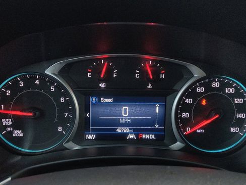 Used 2020 Chevrolet Equinox LT w/ LPO, Floor Liner Package image 23