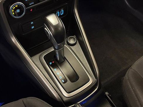 Used 2022 Ford EcoSport SE w/ SE Convenience Package image 18