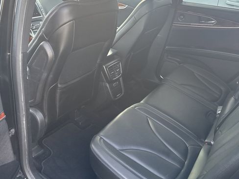 Used 2016 Lincoln MKX Reserve w/ Technology Package image 11