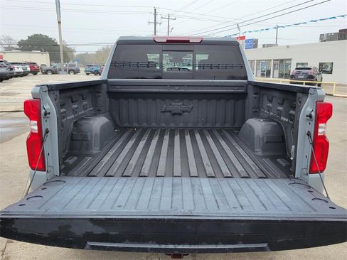 Used 2024 Chevrolet Silverado 1500 LT Trail Boss w/ Convenience Package II image 32
