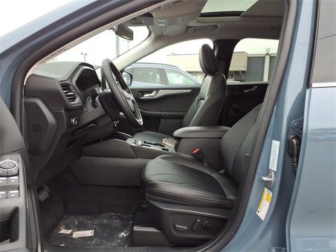 New 2026 Ford Escape Platinum w/ Premium Technology Package image 5