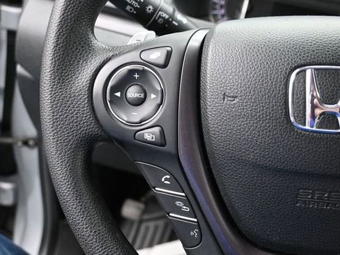 Used 2021 Honda Ridgeline Sport image 17