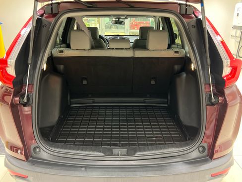 Used 2018 Honda CR-V EX image 2