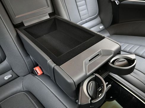 Used 2019 Mercedes-Benz S 560 4MATIC Coupe image 19