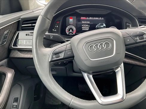 Used 2021 Audi Q8 Prestige w/ Prestige Package AWD/4WD image 17