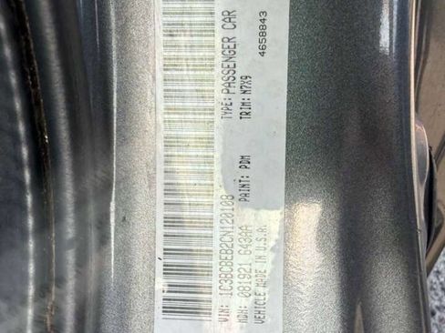 Used 2012 Chrysler 200 Touring image 10