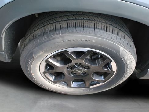 Certified 2025 Honda Pilot EX-L image 8
