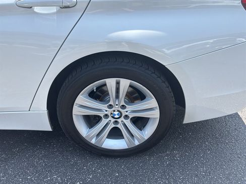 Used 2018 BMW 328d xDrive Wagon AWD/4WD image 10