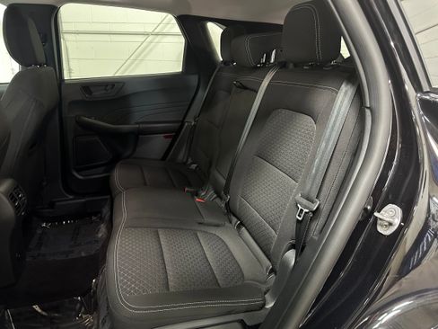 Certified 2024 Ford Escape Active AWD/4WD image 10