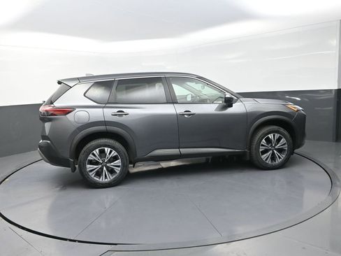 Used 2022 Nissan Rogue SV image 12
