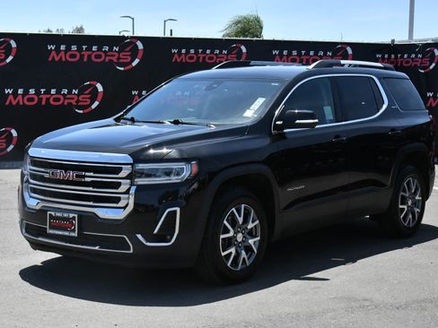 Used 2023 GMC Acadia SLT AWD/4WD image 3