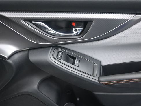 Used 2023 Subaru Crosstrek 2.5i Limited w/ Popular Package #3 image 17