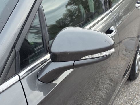 Used 2020 Ford Fusion SEL image 36