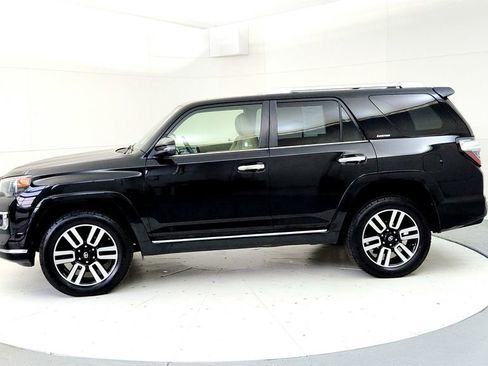 Used 2015 Toyota 4Runner Limited AWD/4WD image 3