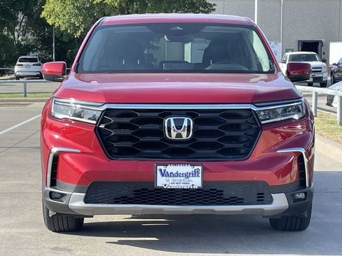 Used 2025 Honda Pilot EX-L image 7