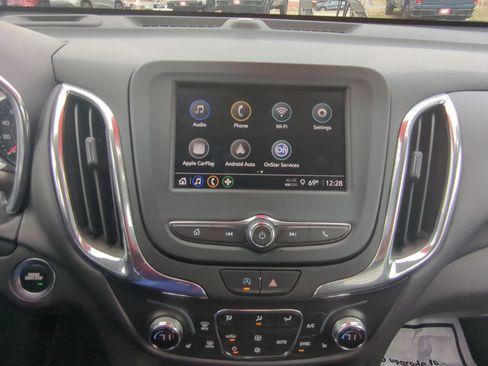 Used 2025 Chevrolet Trax RS w/ Driver Confidence Package image 13