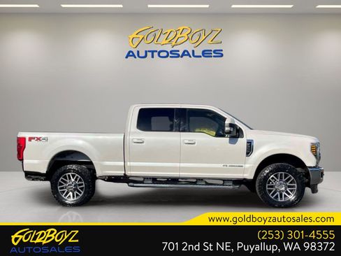 Used 2019 Ford F350 Lariat w/ Lariat Value Package AWD/4WD image 3