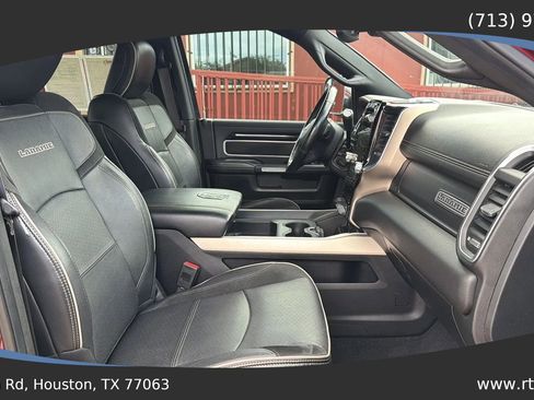 Used 2019 RAM 2500 Laramie image 44