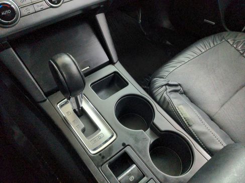 Used 2016 Subaru Outback 2.5i Limited image 19