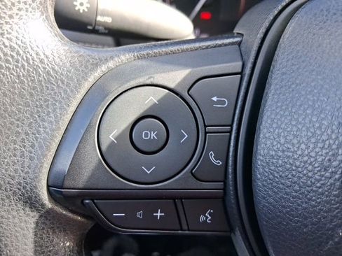 Used 2024 Toyota RAV4 XLE image 18