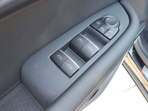 New 2026 Buick Enclave Sport Touring w/ Power Package image 18