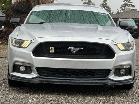 Used 2015 Ford Mustang Premium image 11