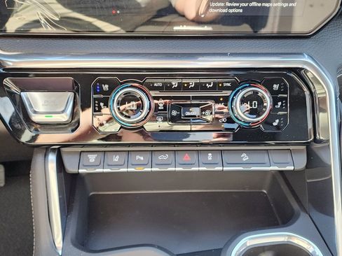 New 2026 GMC Sierra 2500 Denali w/ Denali Reserve Package image 32