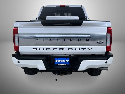 Used 2017 Ford F250 Platinum w/ Platinum Ultimate Package image 6