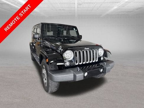 Used 2016 Jeep Wrangler Unlimited Sahara AWD/4WD image 3