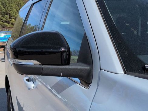 New 2025 Ford Expedition Active image 11