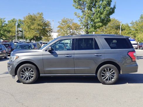 Used 2021 Ford Expedition Limited image 4