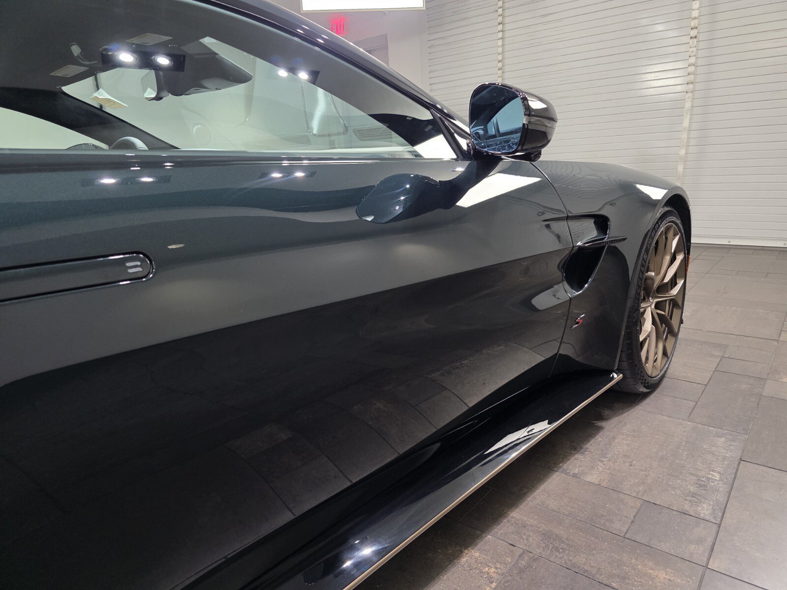 New 2026 Aston Martin V8 Vantage S RWD image 9