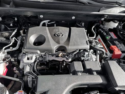 Used 2024 Toyota RAV4 LE AWD/4WD image 21