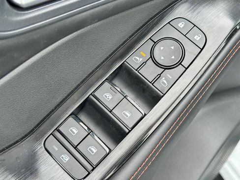 Used 2026 Nissan Rogue SV AWD/4WD image 9