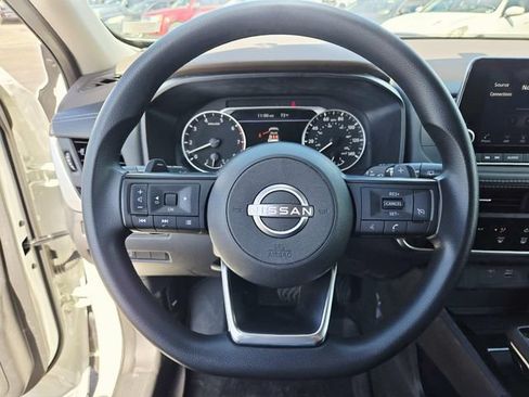 Used 2023 Nissan Rogue S AWD/4WD image 14