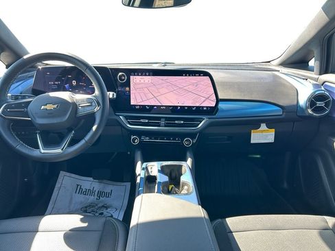 Used 2026 Chevrolet Equinox EV LT w/ LPO, Blackout Package FWD image 15