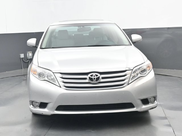 Used 2011 Toyota Avalon Limited FWD image 5