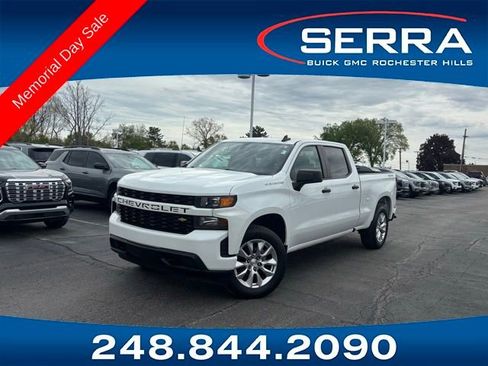 Used 2020 Chevrolet Silverado 1500 Custom w/ Custom Value Package AWD/4WD image 1