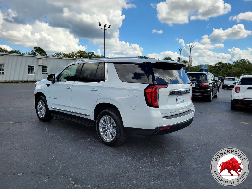Used 2024 GMC Yukon SLT AWD/4WD image 4