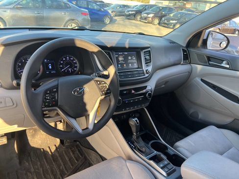 Used 2018 Hyundai Tucson SEL image 17