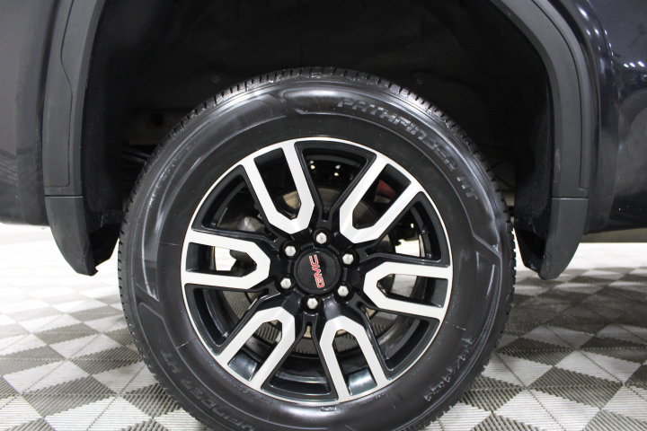 Used 2023 GMC Sierra 1500 AT4 w/ AT4 Preferred Package AWD/4WD image 48