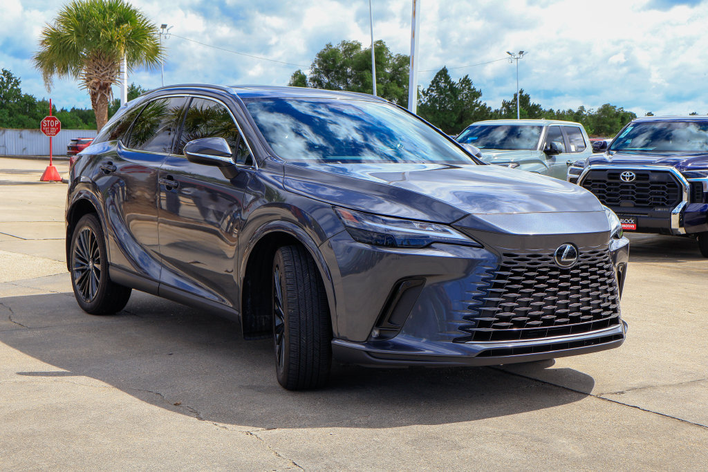 Used 2024 Lexus RX 350 Premium w/ Accessory Package (Z1) FWD image 25