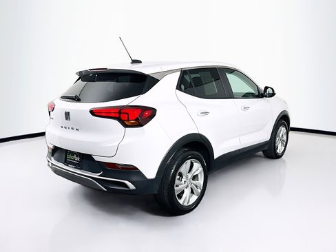 Used 2025 Buick Encore GX Preferred AWD/4WD image 9