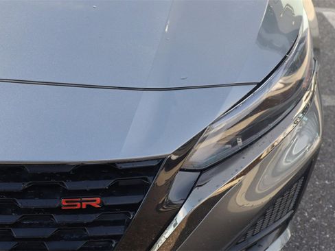 Certified 2025 Nissan Altima 2.5 SR image 11