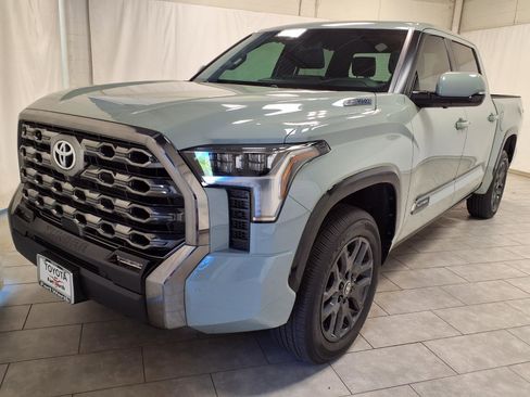 Used 2026 Toyota Tundra Platinum AWD/4WD image 3