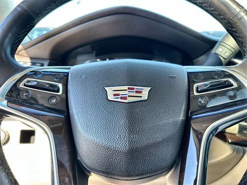 Used 2016 Cadillac Escalade Luxury image 33