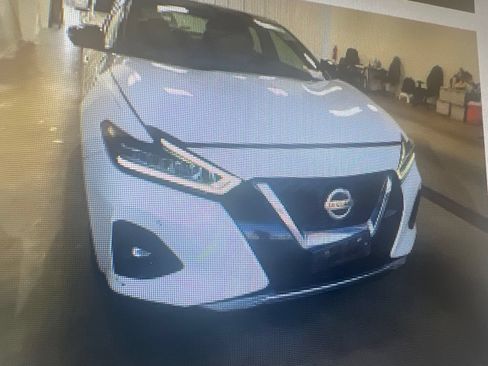 Used 2020 Nissan Maxima Platinum w/ Reserve Package FWD image 6