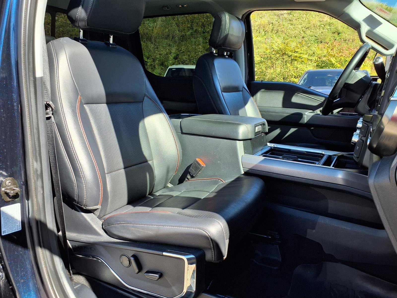 Used 2023 Ford F250 Lariat w/ Lariat Ultimate Package AWD/4WD image 8
