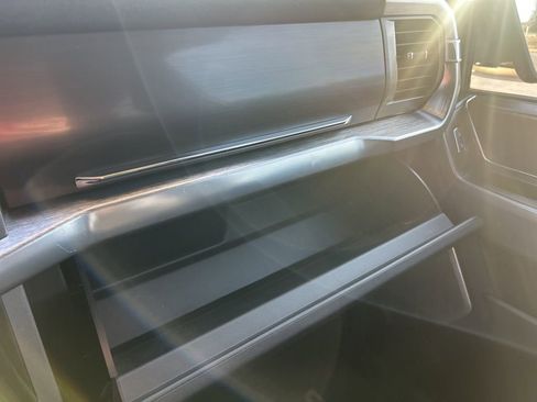 Used 2023 Ford F150 Lariat w/ Equipment Group 502A High image 28